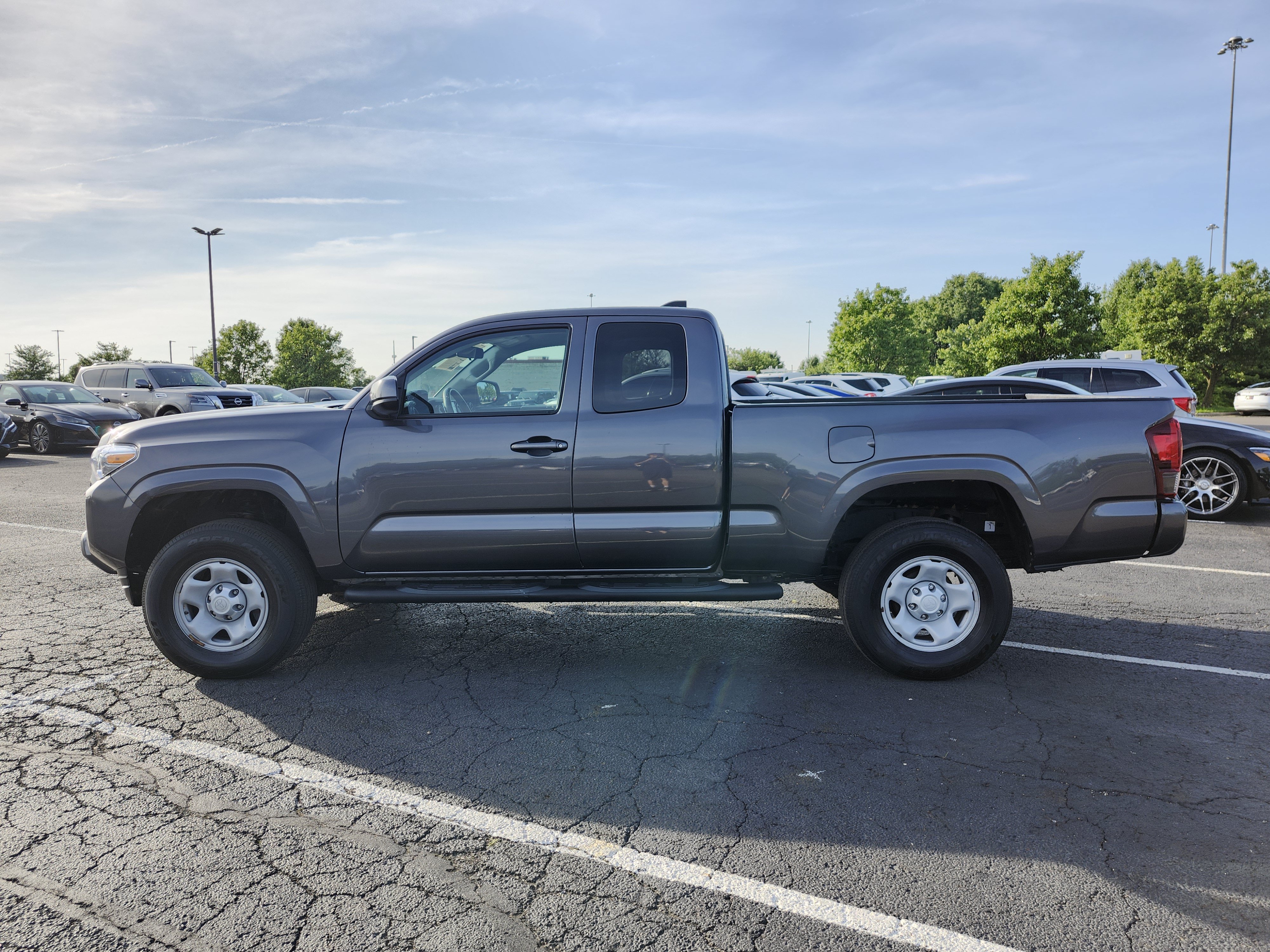 Used 2023 Toyota Tacoma SR RWD image 13