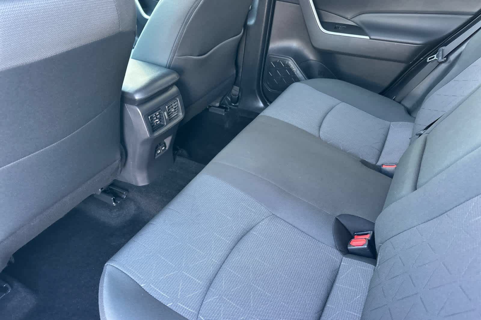Used 2024 Toyota RAV4 XLE w/ Convenience Package AWD/4WD image 4