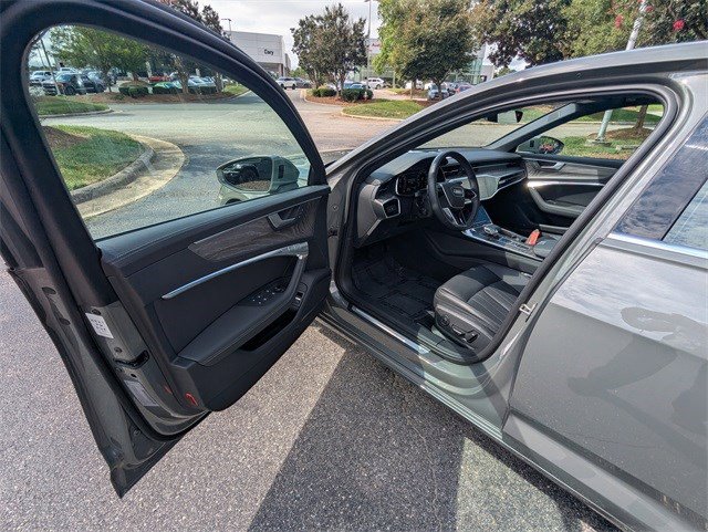 Used 2024 Audi A6 Premium Plus image 8