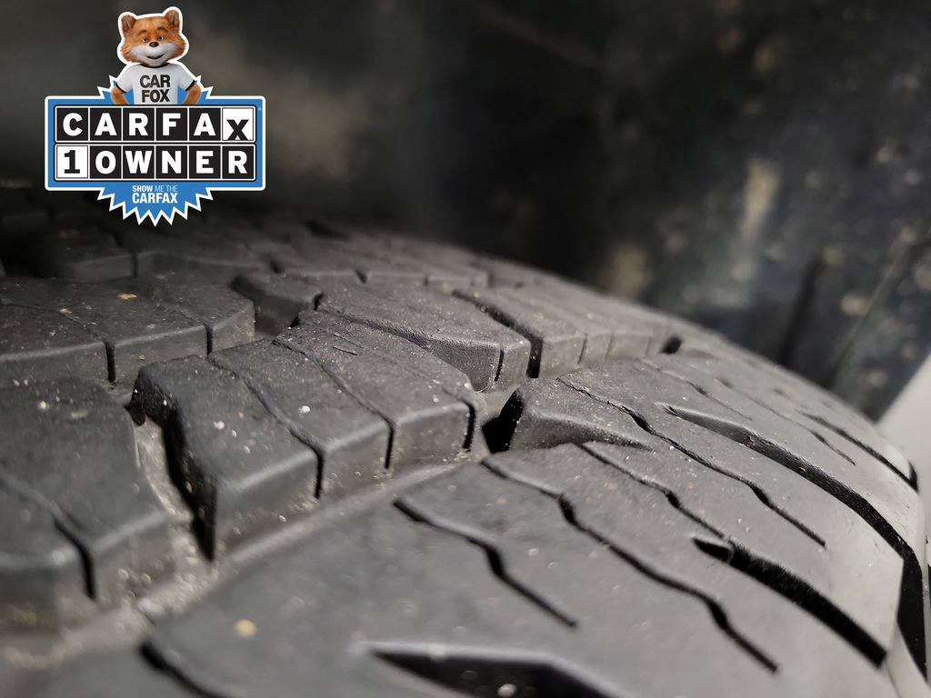 Used 2021 RAM 1500 Classic SLT image 12