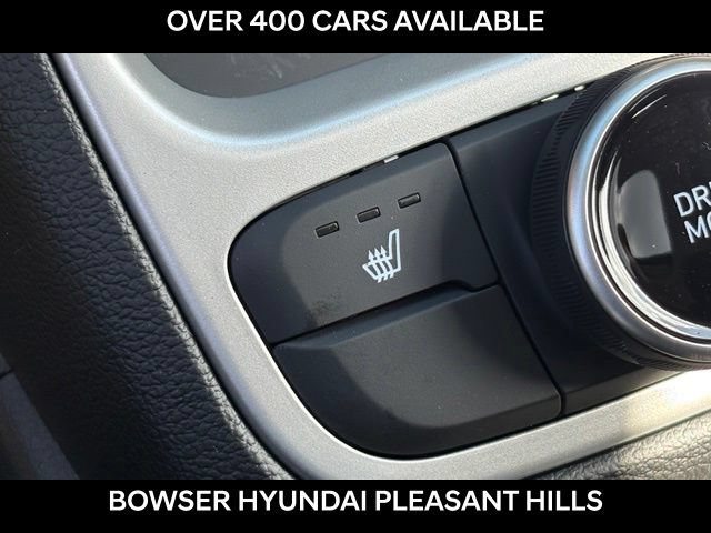 New 2026 Hyundai Venue SEL FWD image 11