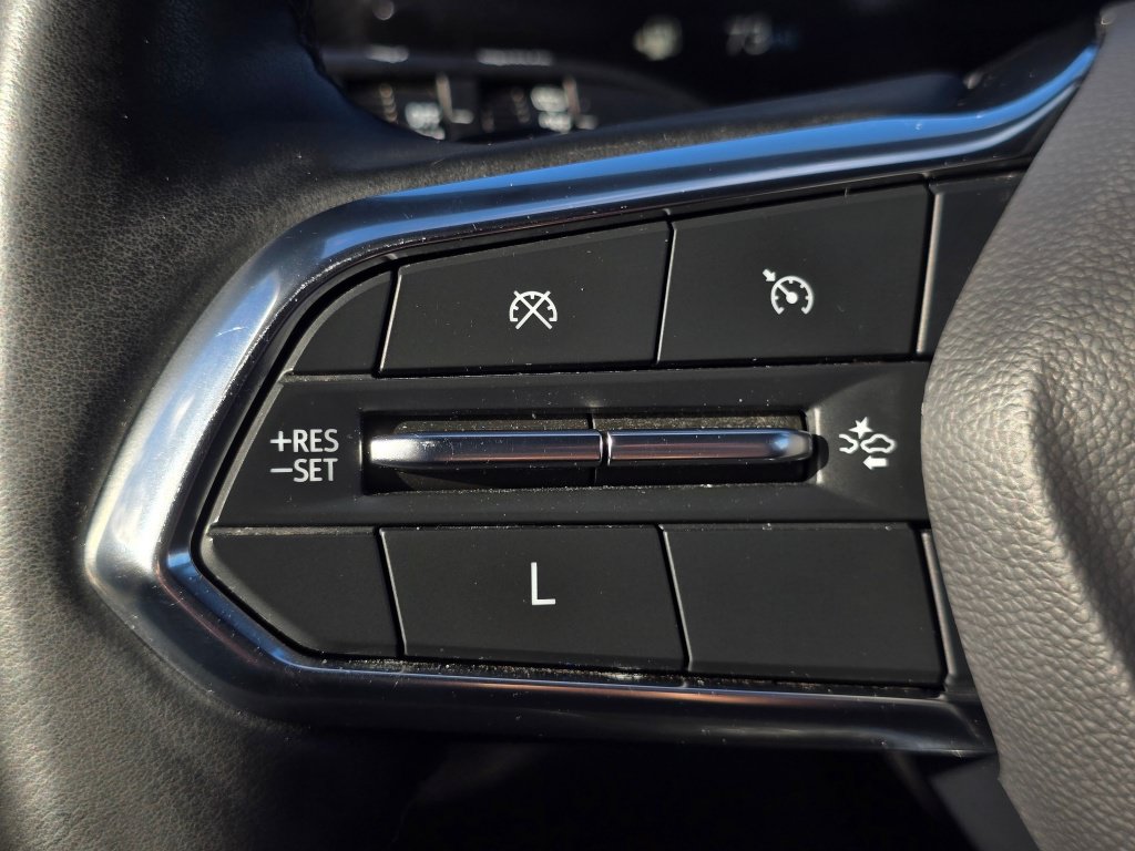 Used 2025 Chevrolet Equinox LT w/ Convenience Package II FWD image 41