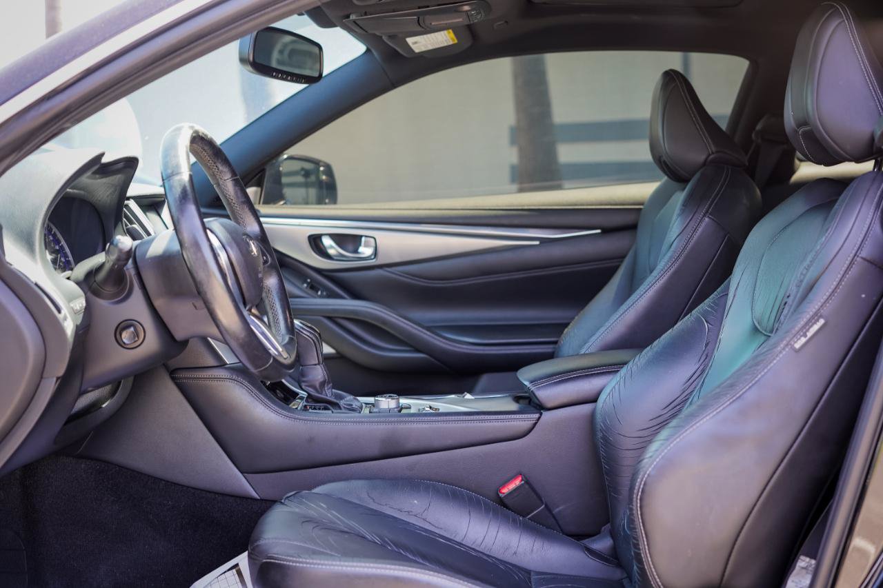 Used 2017 INFINITI Q60 3.0t w/ Premium Plus Package 3.0T RWD image 5