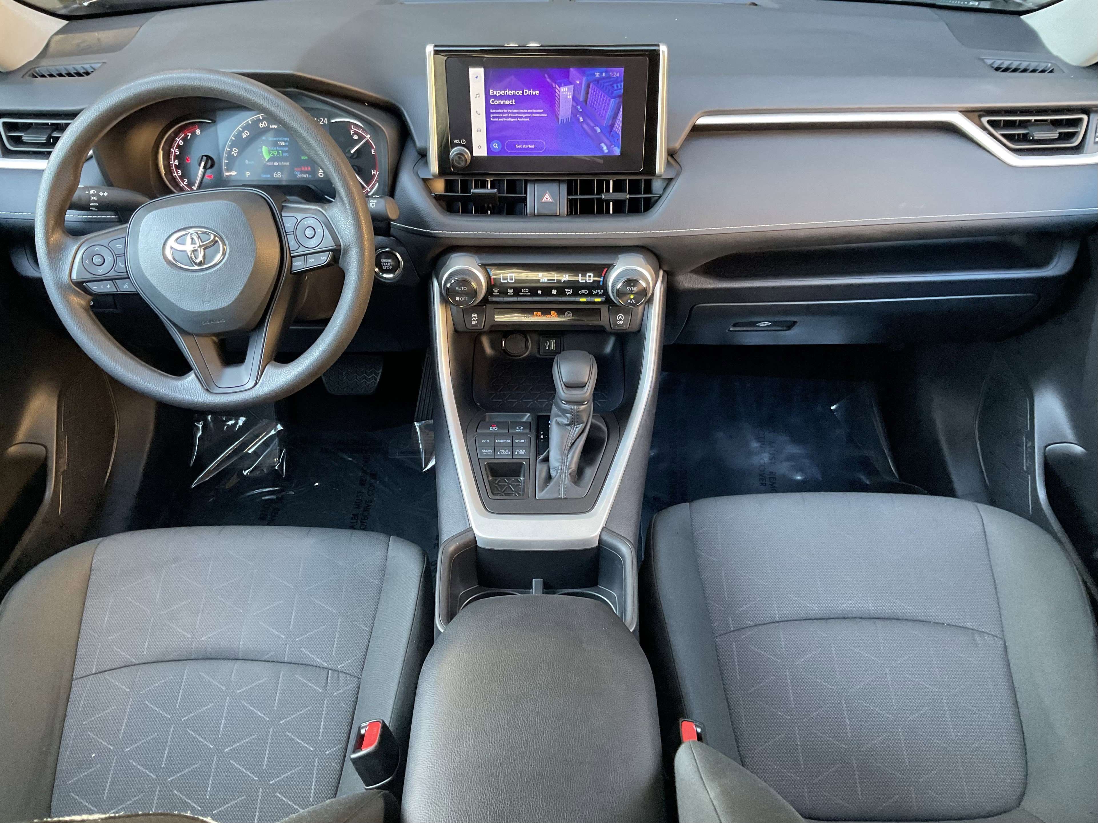 Used 2025 Toyota RAV4 XLE AWD/4WD image 21