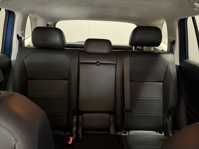 Used 2020 Volkswagen Tiguan SE w/ 3rd Row Seat Package AWD/4WD image 20