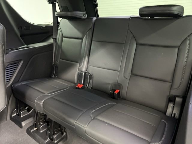 Used 2023 GMC Yukon Denali AWD/4WD image 13