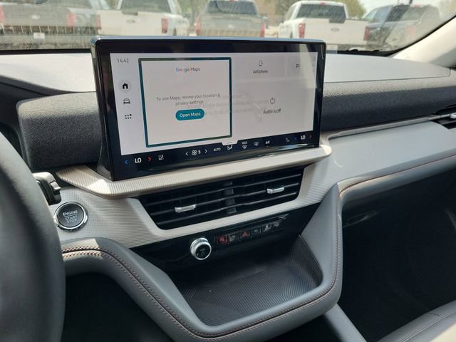 New 2026 Ford Explorer Active image 12