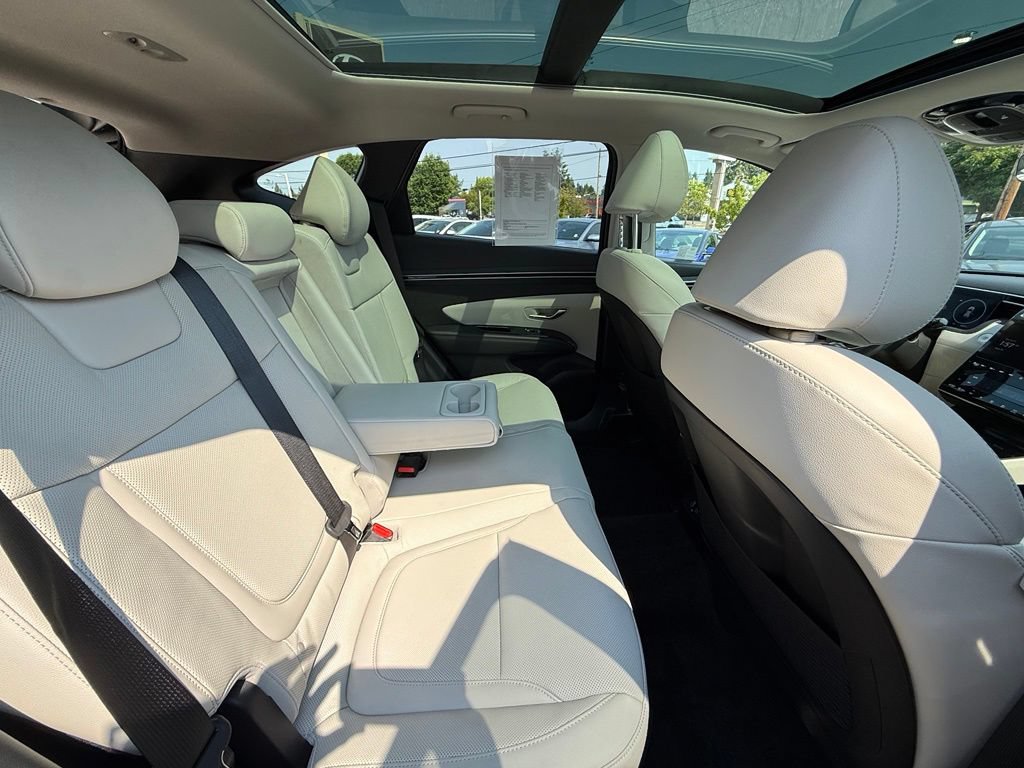 Certified 2024 Hyundai Tucson Limited AWD/4WD image 17