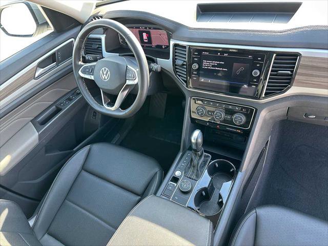 Used 2023 Volkswagen Atlas SEL image 11