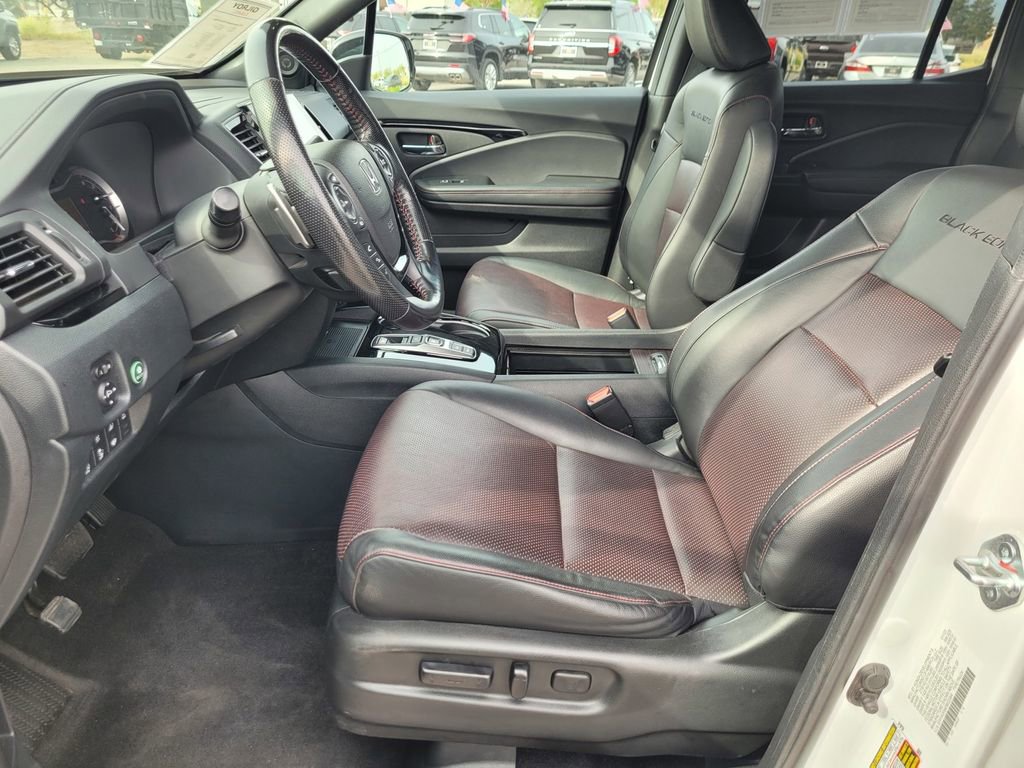 Used 2023 Honda Ridgeline Black Edition image 15