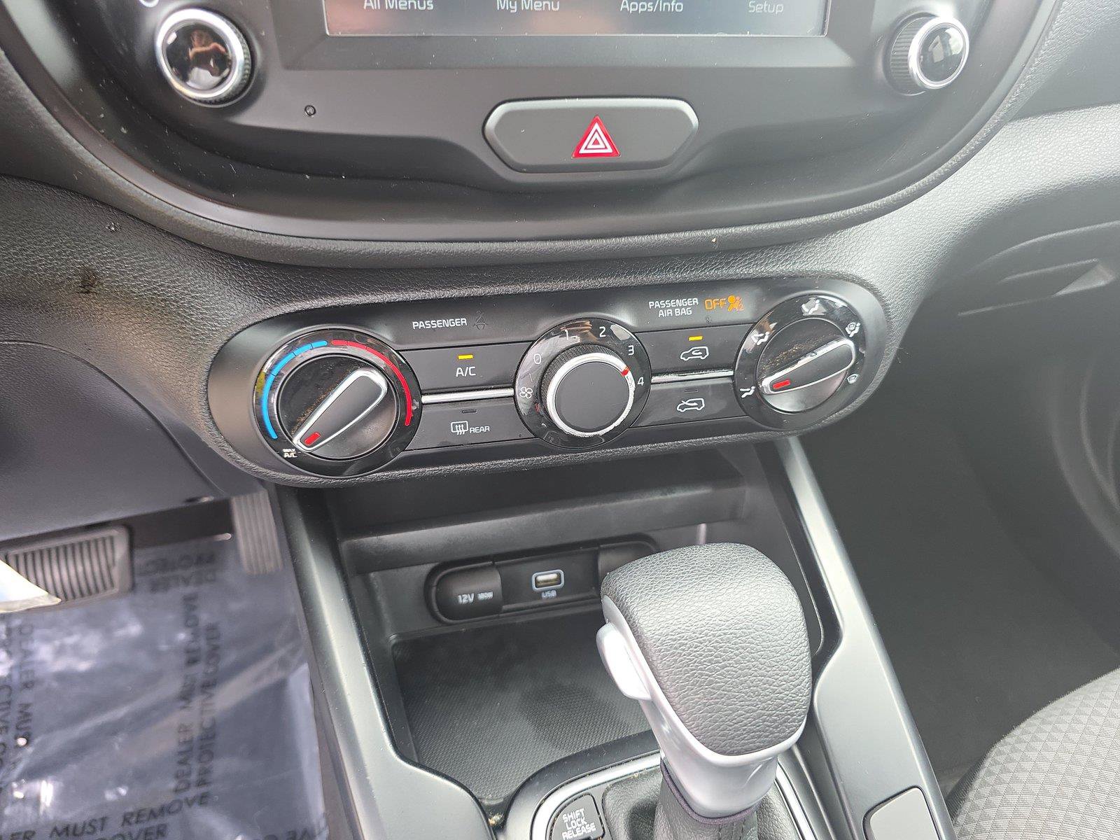 Used 2021 Kia Soul LX FWD image 29