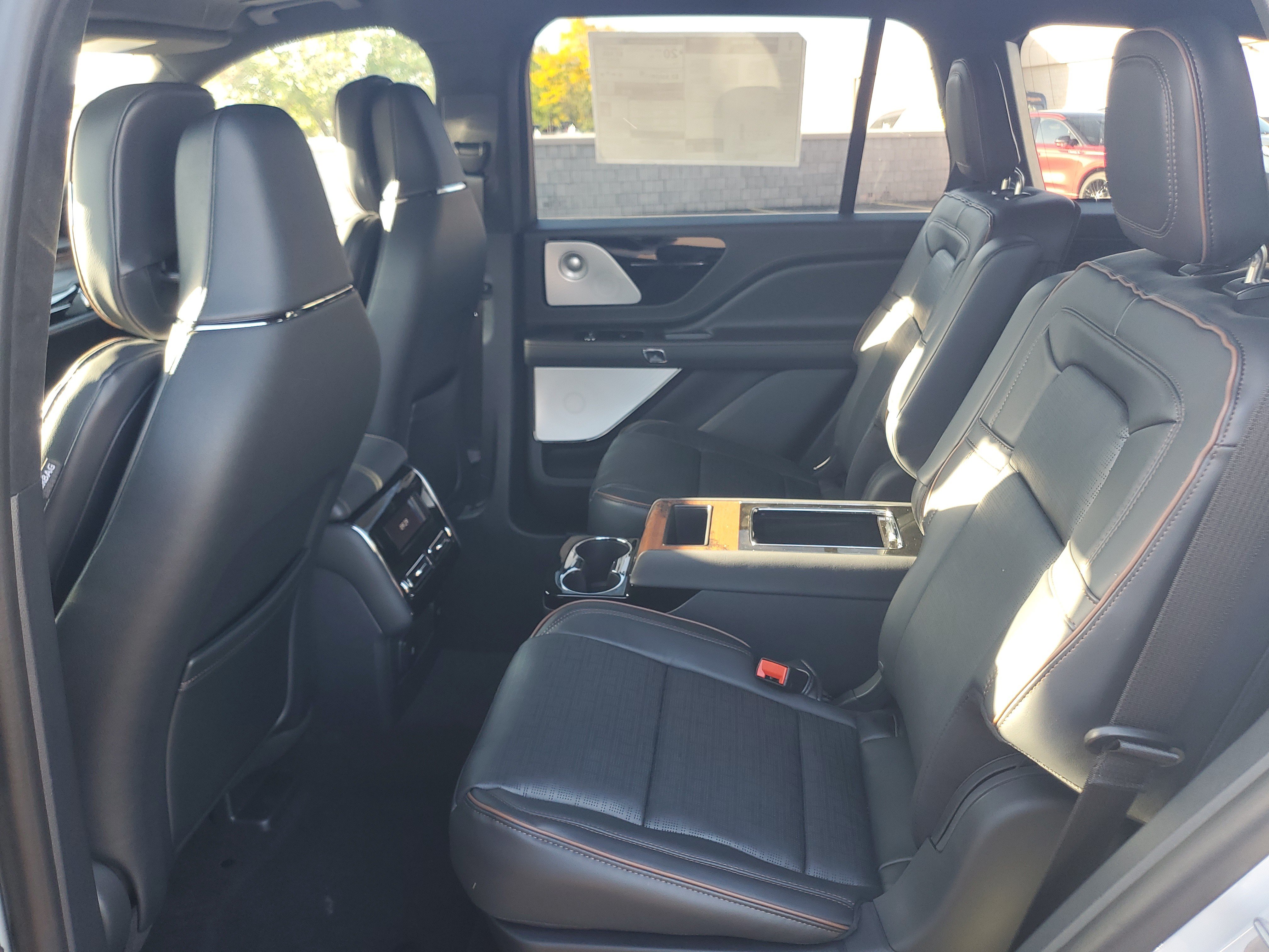 New 2027 Lincoln Aviator Black Label w/ Dynamic Handling Package AWD/4WD image 23