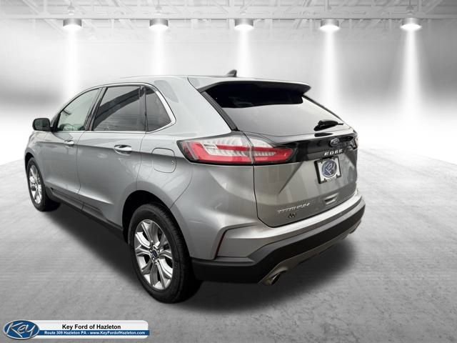 Certified 2022 Ford Edge Titanium image 5