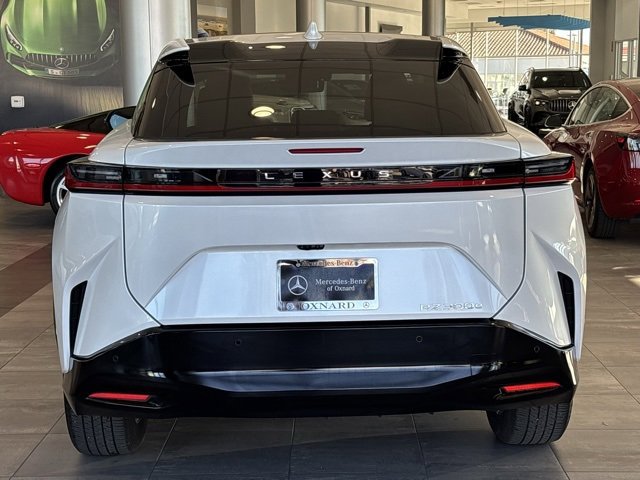 Used 2024 Lexus RZ 300e Premium image 5