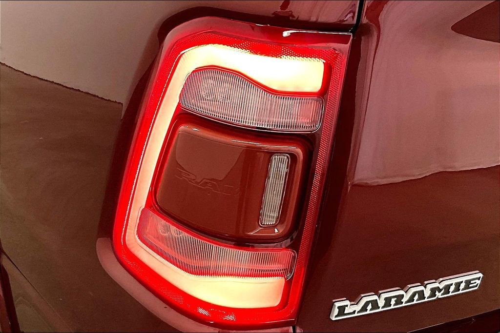 Used 2019 RAM 1500 Laramie RWD image 24