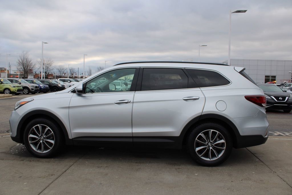 Used 2017 Hyundai Santa Fe SE image 4