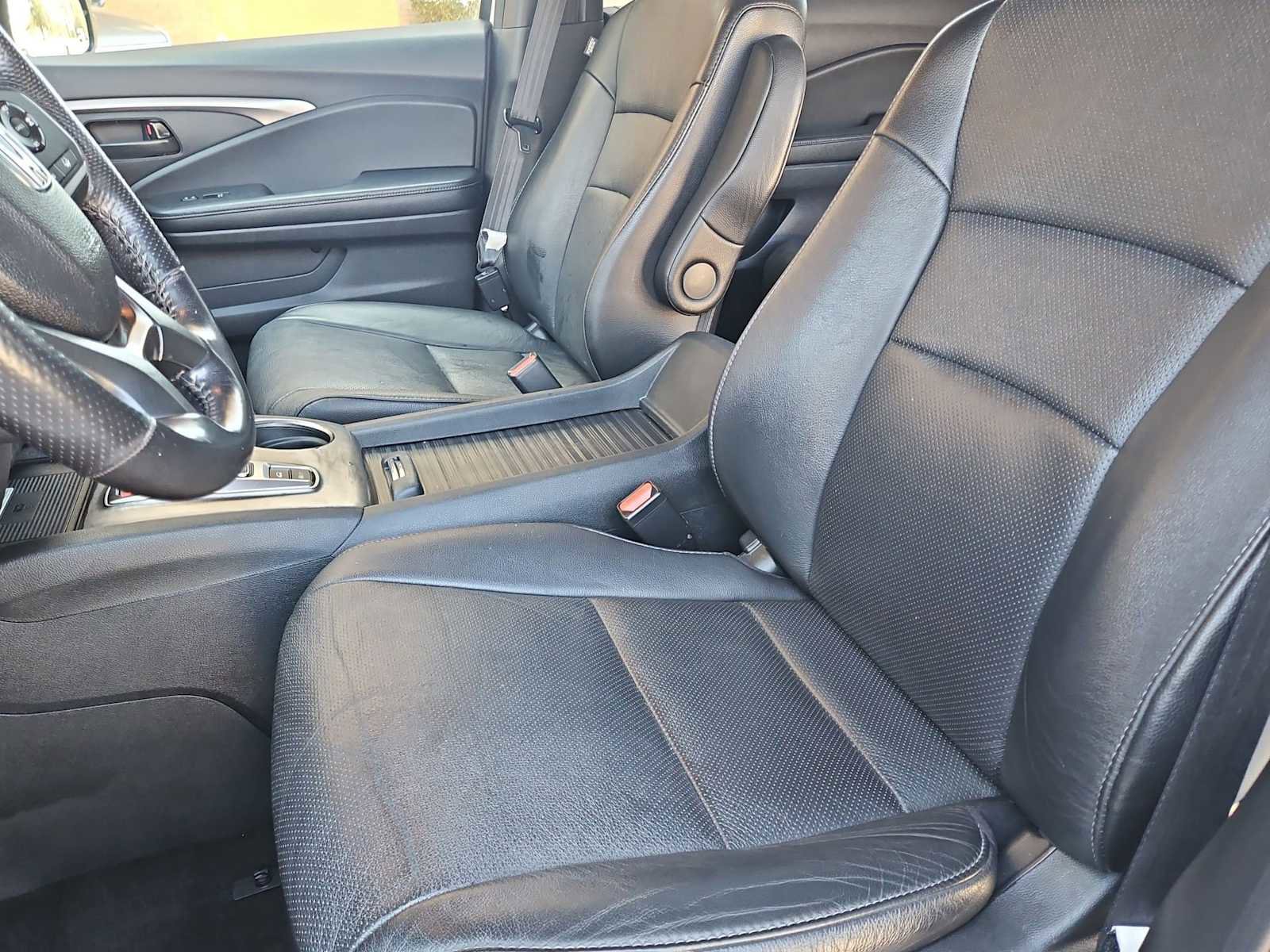 Used 2022 Honda Passport EX-L image 17