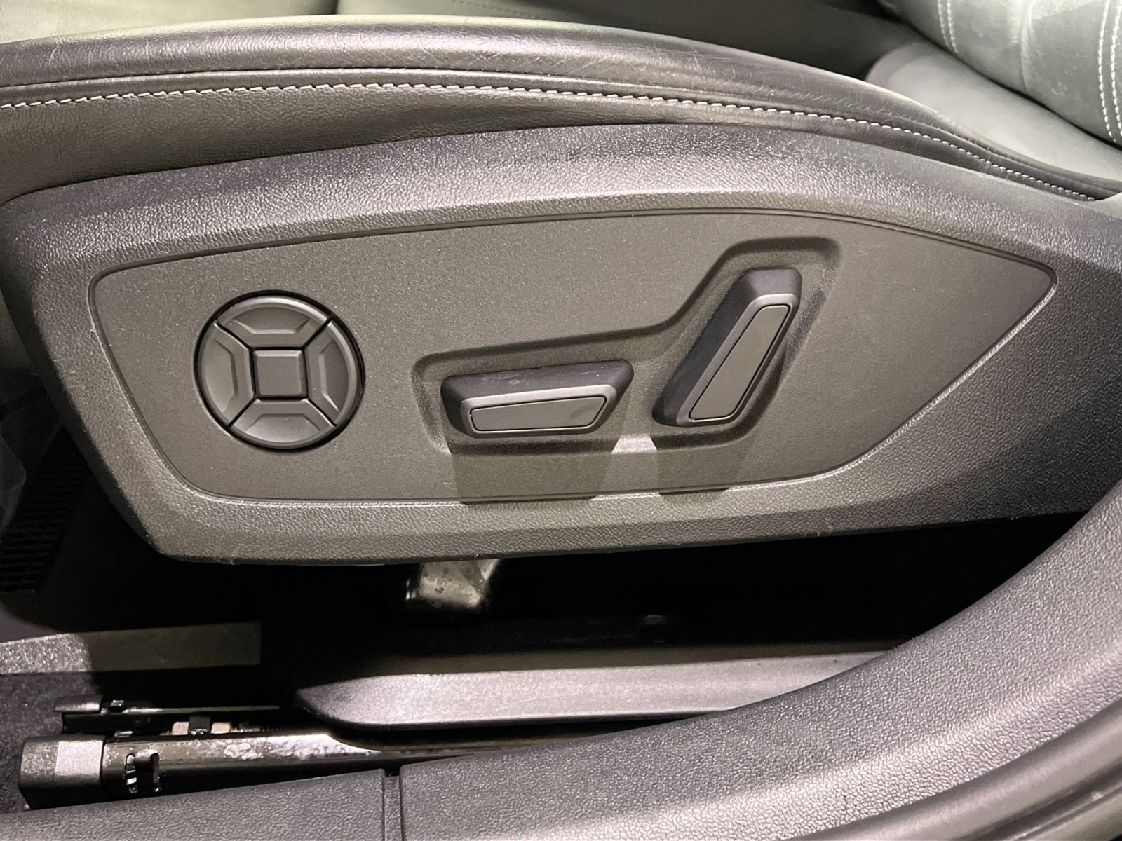 Used 2024 Audi A3 2.0T Premium image 23