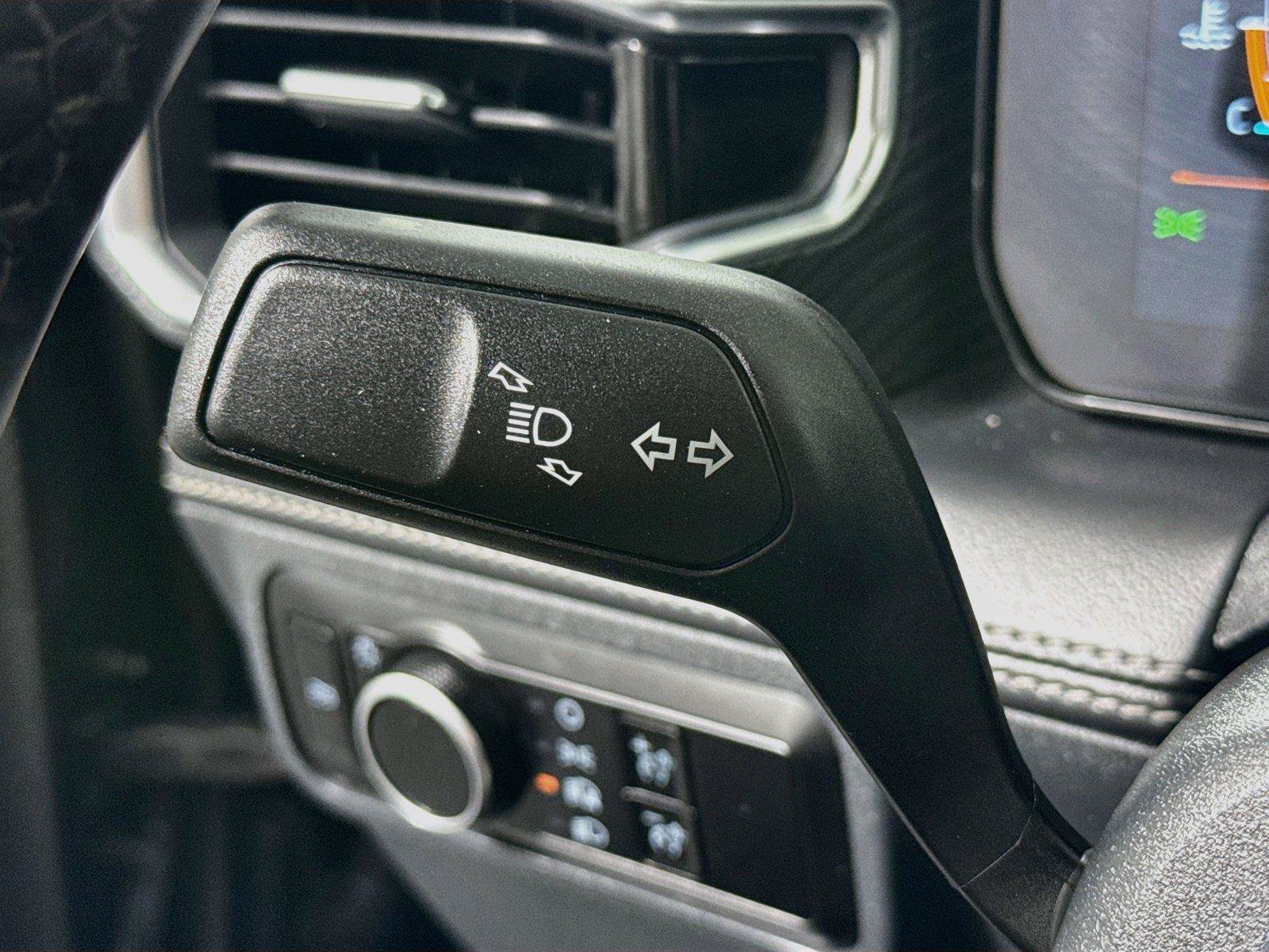 Used 2025 Ford Mustang GT Premium RWD image 13