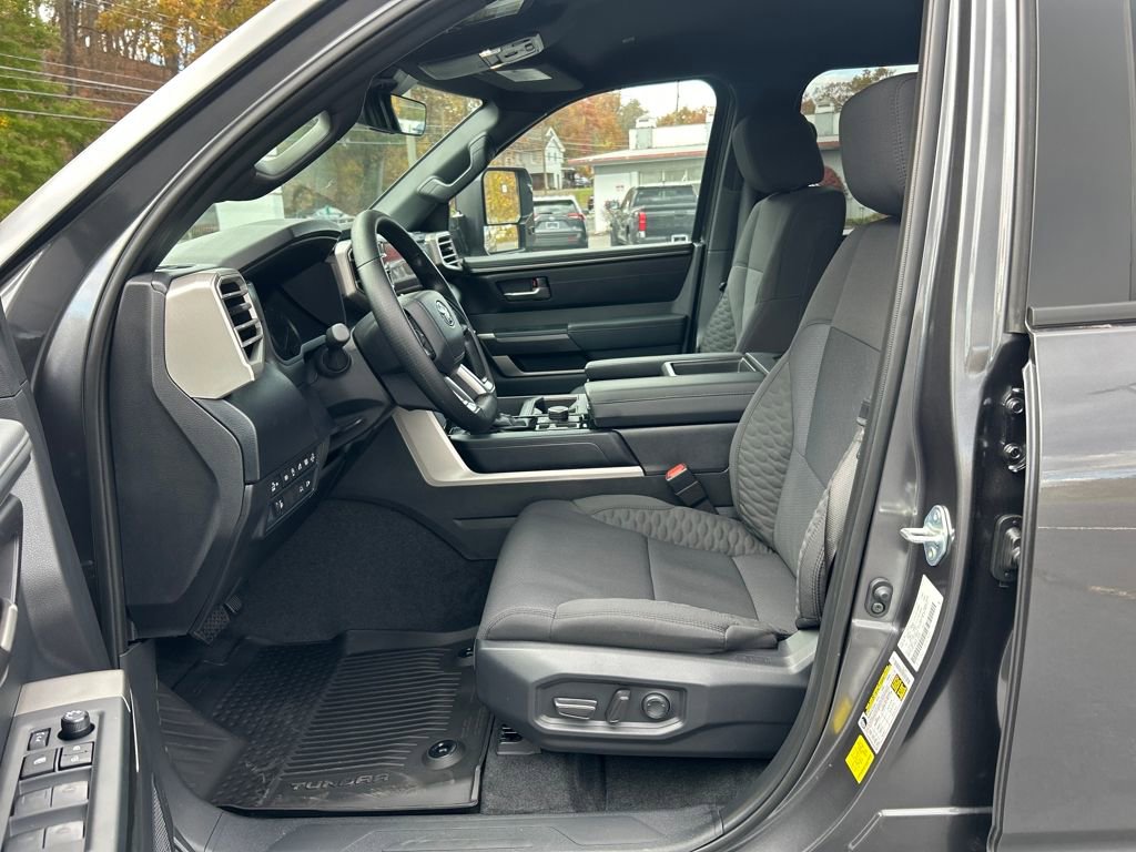 New 2026 Toyota Tundra SR5 image 17