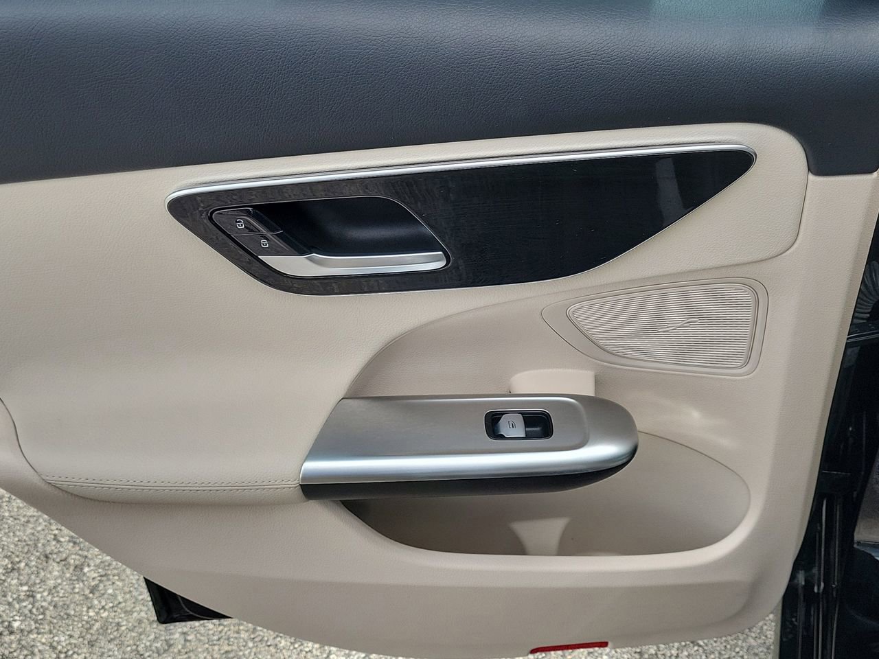 Certified 2022 Mercedes-Benz C 300 Sedan image 9