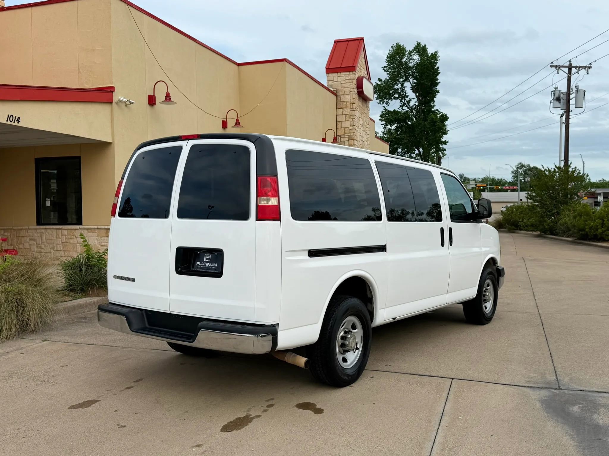 Used 2012 Chevrolet Express 3500 LT w/ LT Preferred Equipment Group RWD image 5