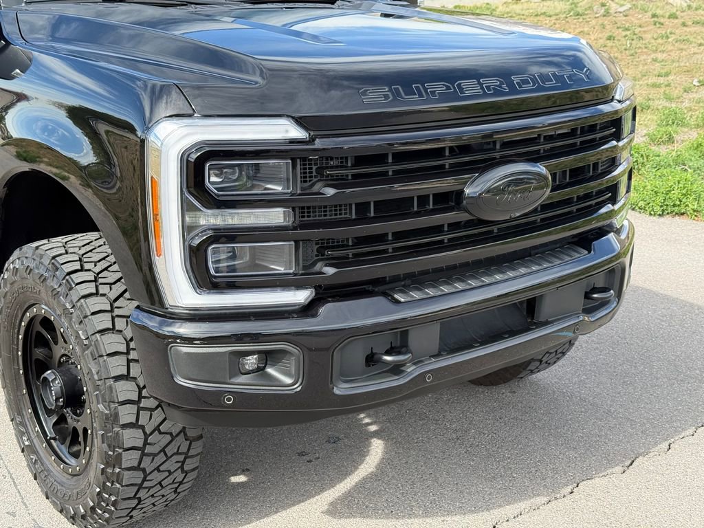 Used 2025 Ford F350 Platinum image 5