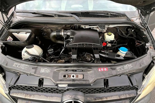 Used 2011 Mercedes-Benz Sprinter 2500 image 9