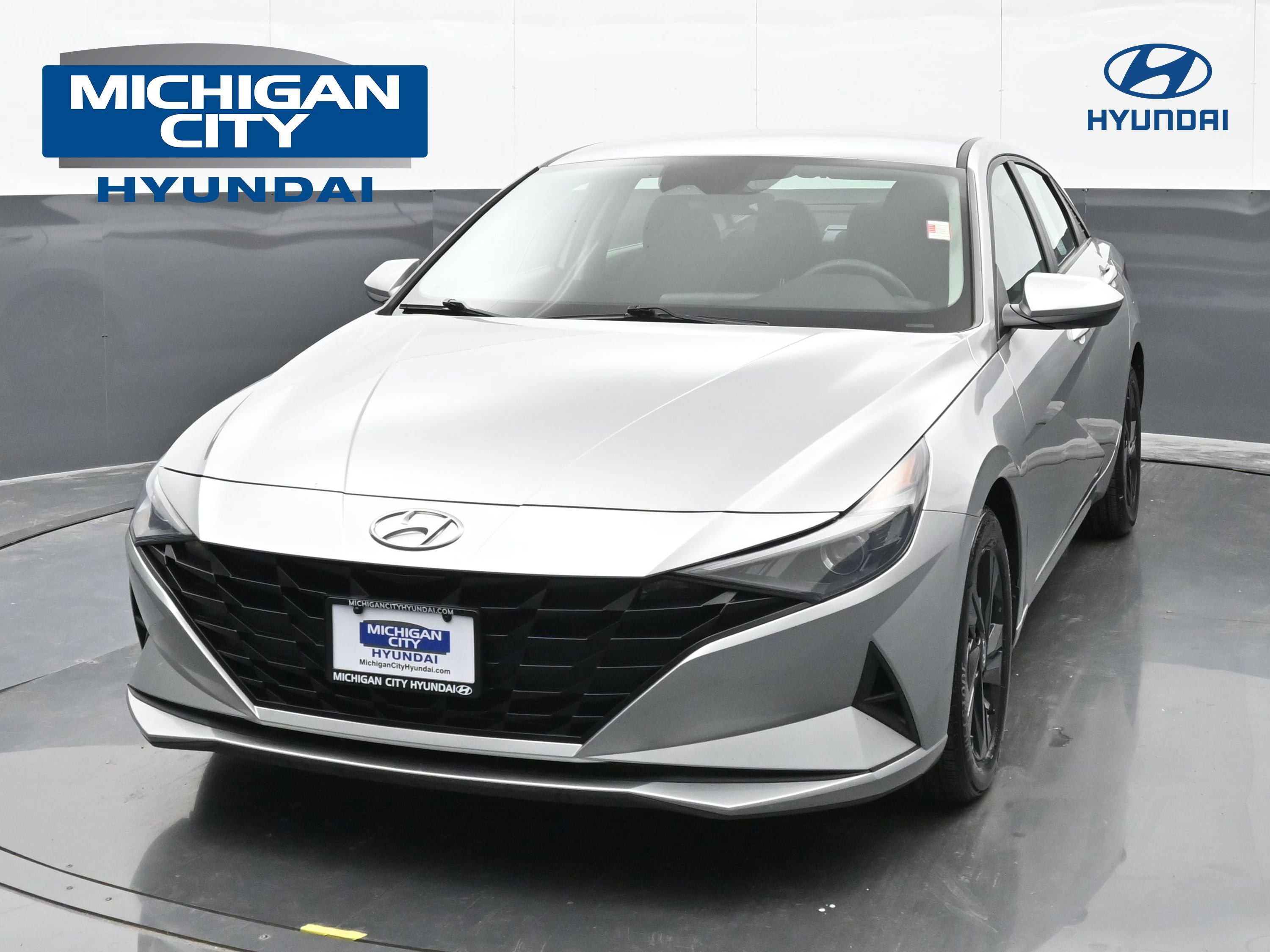 Used 2021 Hyundai Elantra SEL w/ Preferred Accessory Package