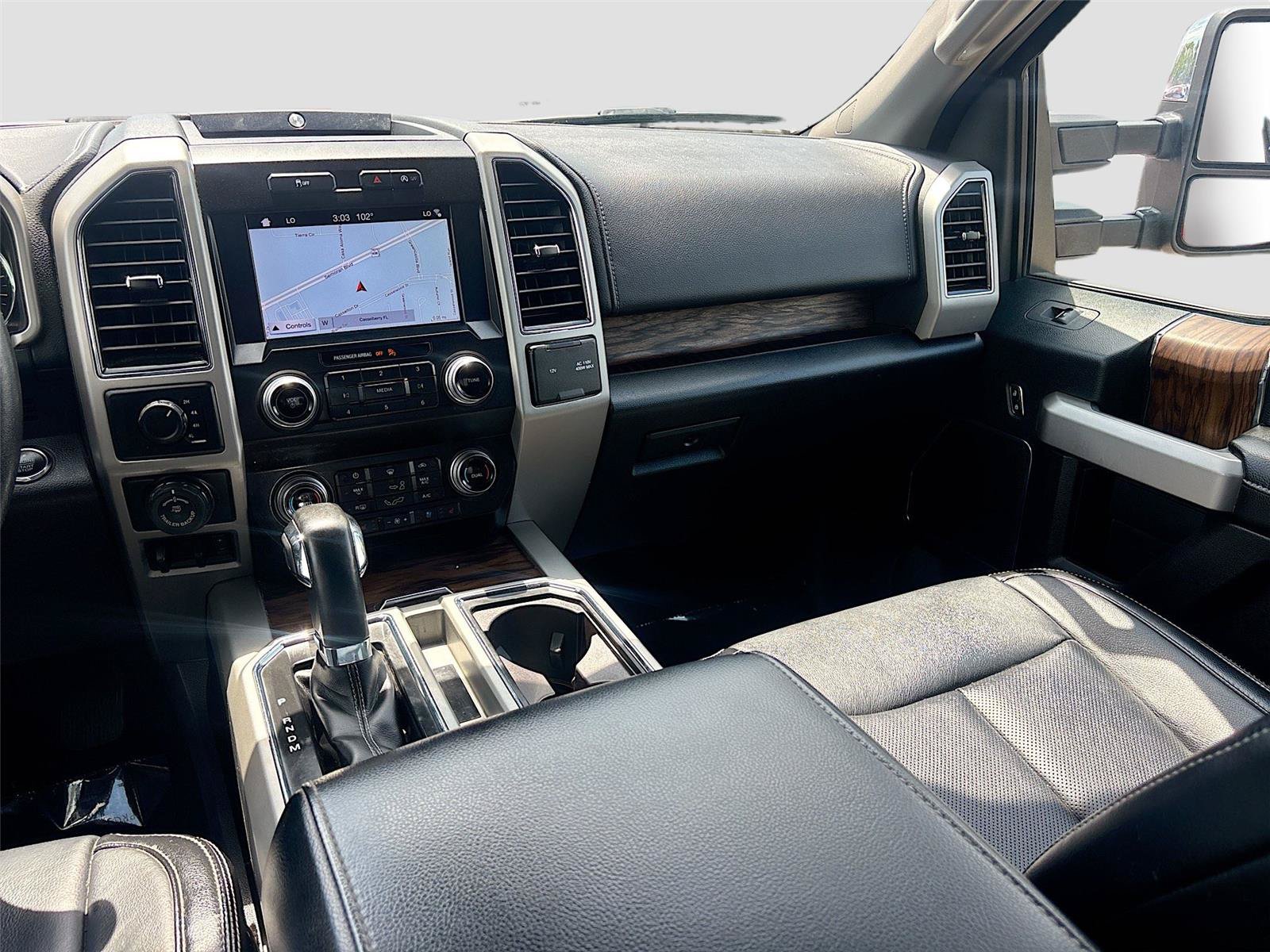 Used 2019 Ford F150 Lariat w/ Equipment Group 502A Luxury AWD/4WD image 24