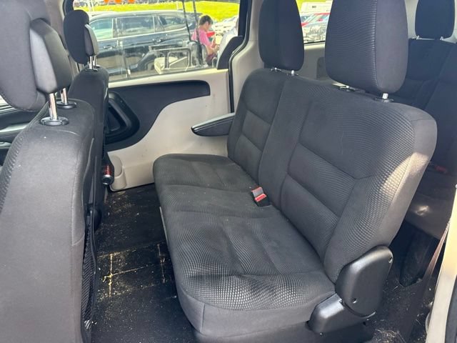 Used 2020 Dodge Grand Caravan SE w/ UConnect Hands-Free Group FWD image 8