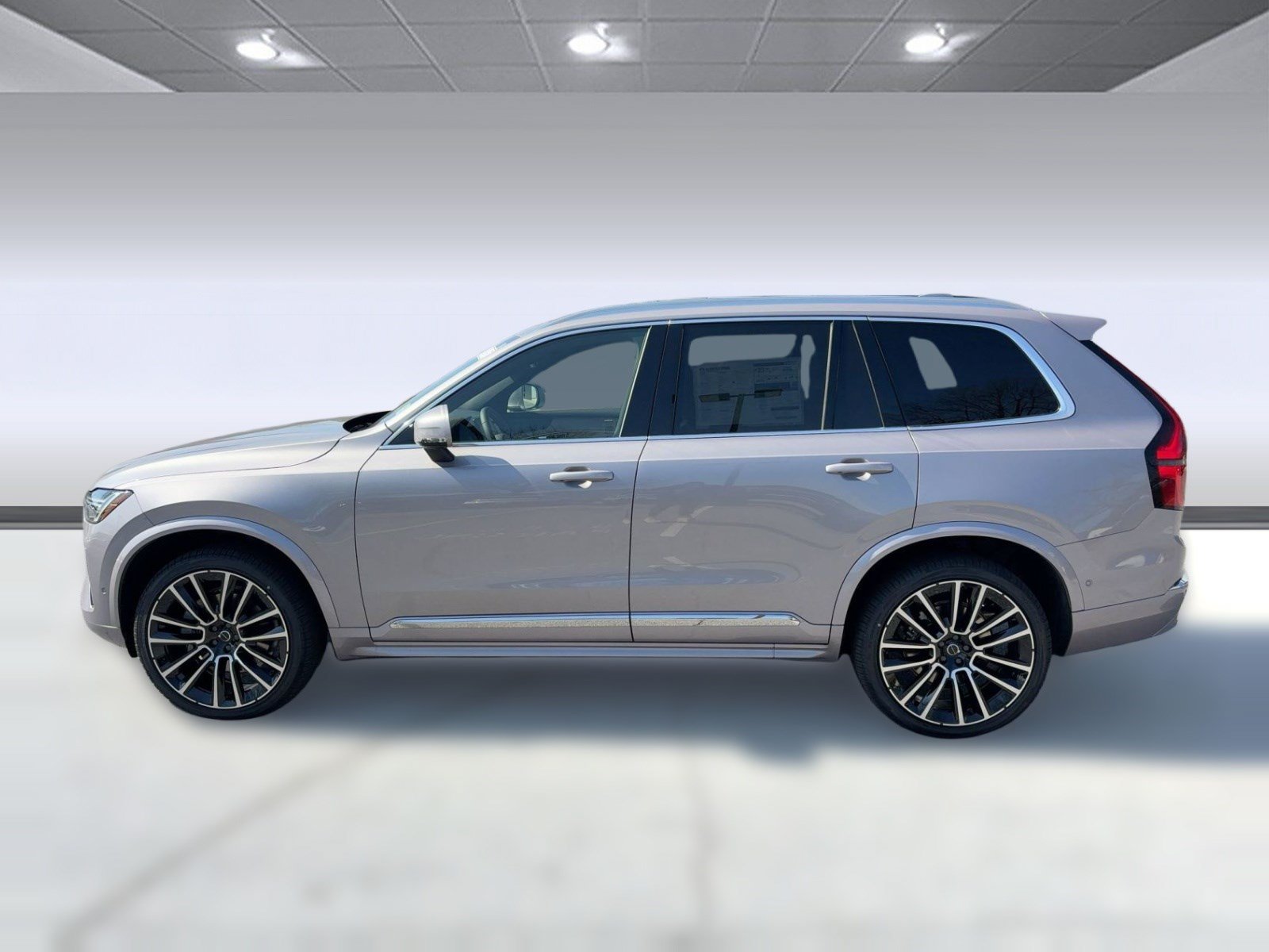 New 2026 Volvo XC90 B6 Plus w/ Protection Package AWD/4WD image 2