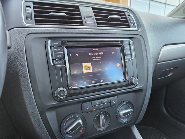 Used 2016 Volkswagen Jetta SE FWD image 21