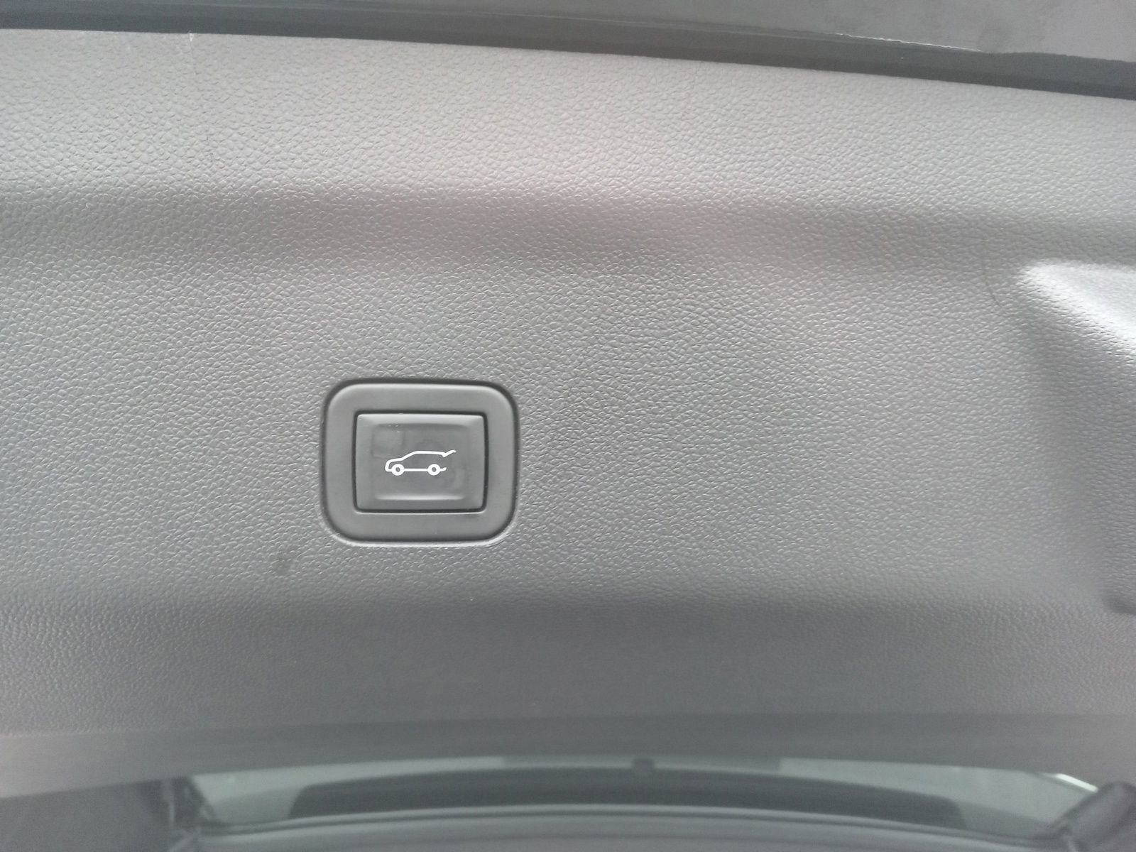 Used 2024 Cadillac Escalade Premium Luxury image 28