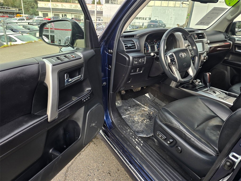 Used 2016 Toyota 4Runner Limited image 19
