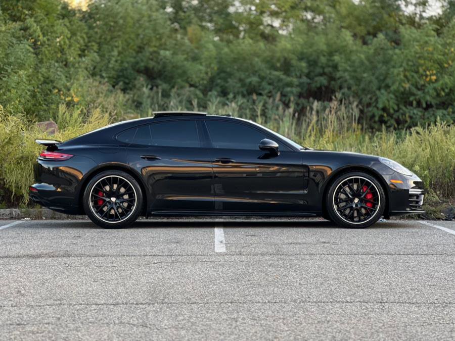 Used 2020 Porsche Panamera GTS image 14