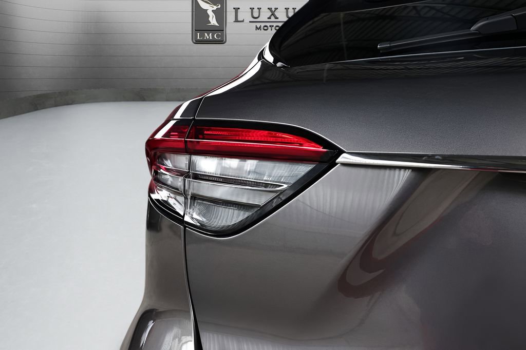 Used 2023 Maserati Levante Modena image 21