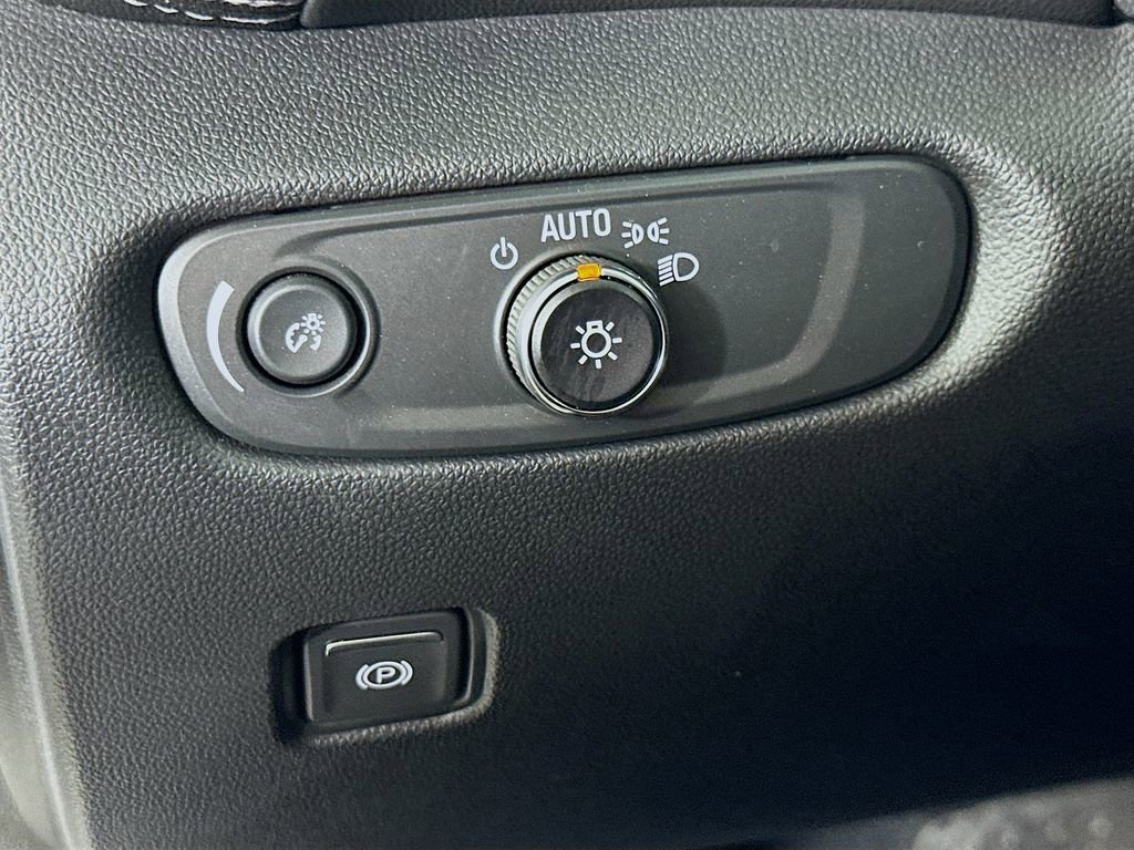 Used 2024 Chevrolet Blazer LT w/ Redline Edition image 21