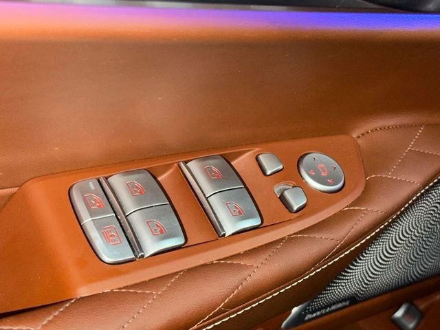 Used 2020 BMW ALPINA B7 xDrive w/ Luxury Rear Seating Package image 16