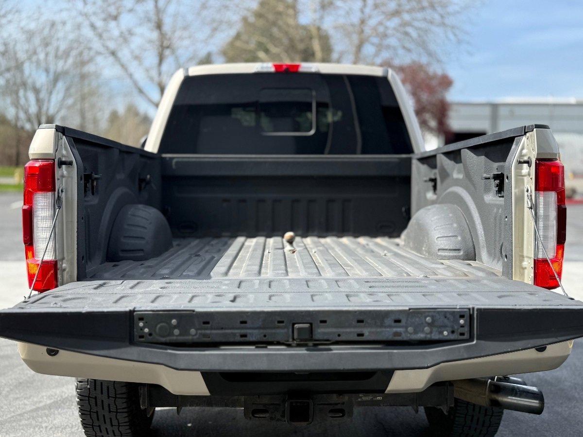 Used 2018 Ford F250 Platinum w/ Platinum Ultimate Package image 41