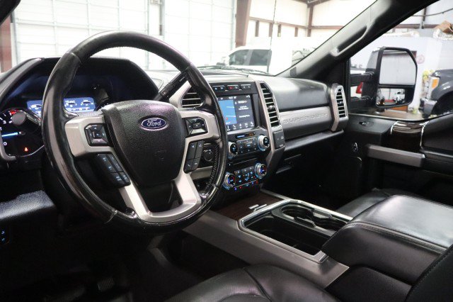 Used 2017 Ford F350 Platinum w/ Platinum Ultimate Package AWD/4WD image 45