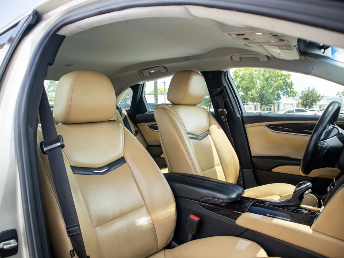 Used 2013 Cadillac XTS Premium FWD image 15
