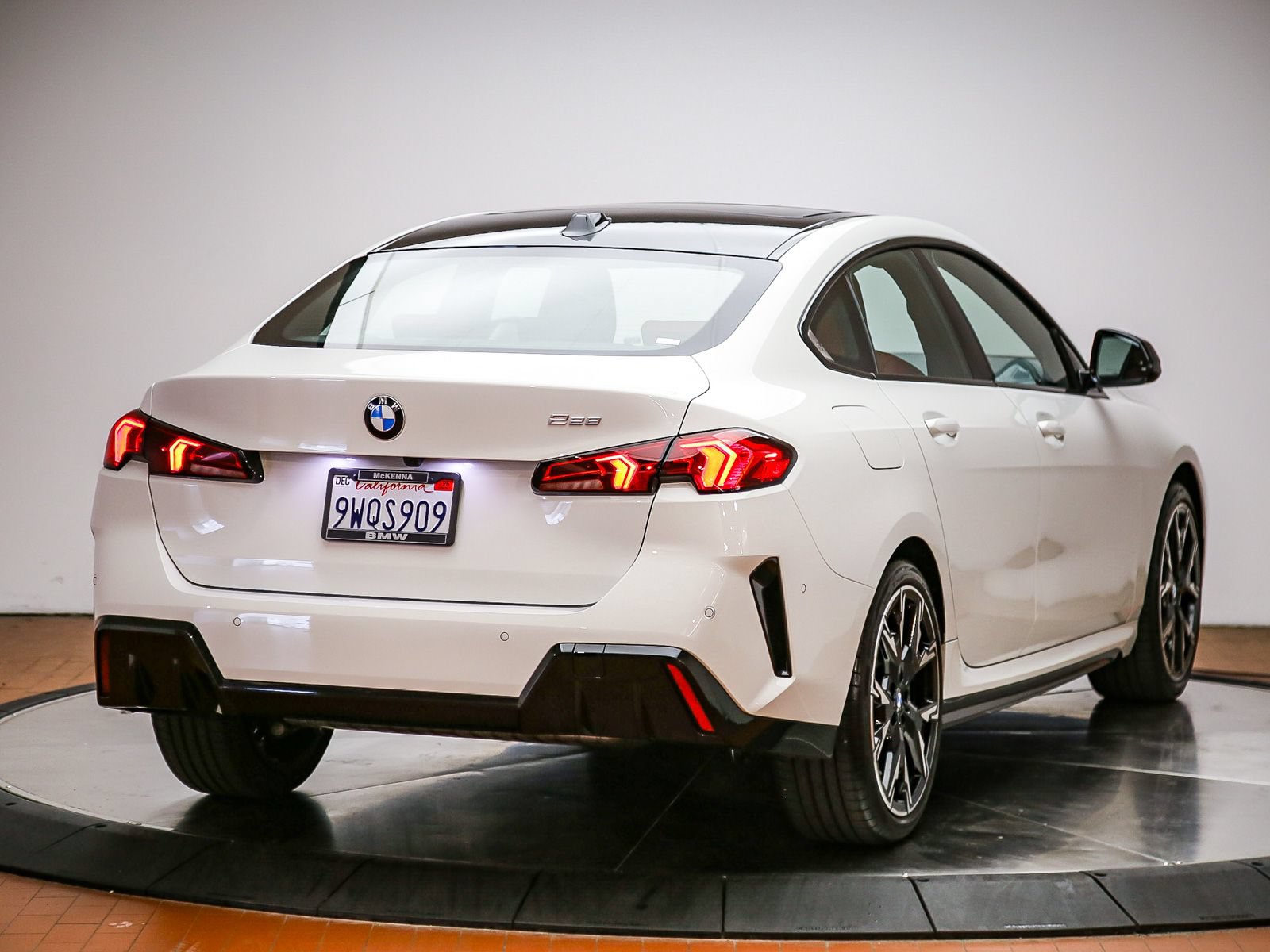 Used 2026 BMW 228i w/ Premium Package FWD image 5