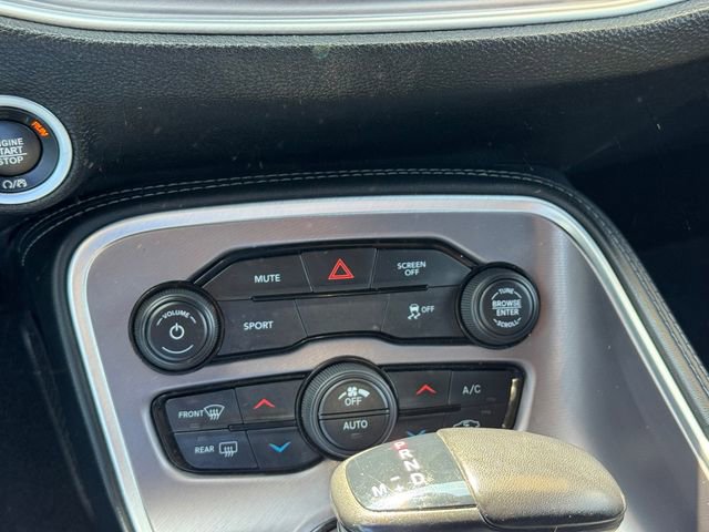 Used 2022 Dodge Challenger SXT w/ Blacktop Package image 15
