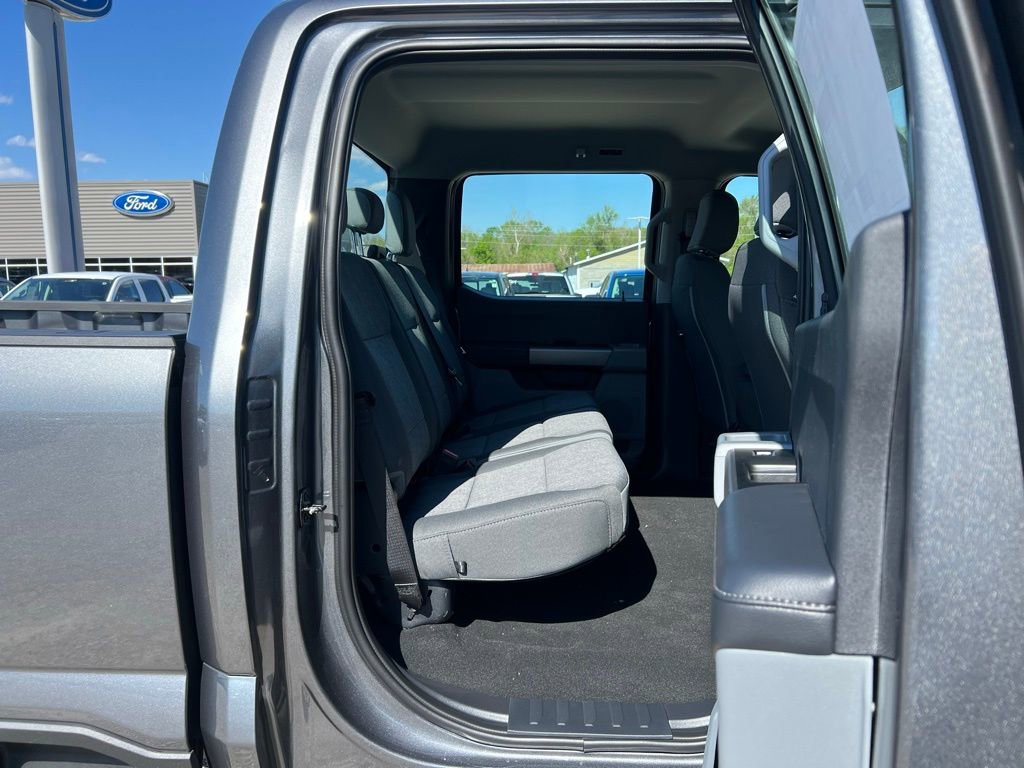 New 2026 Ford F250 XL w/ STX Appearance Package AWD/4WD image 19