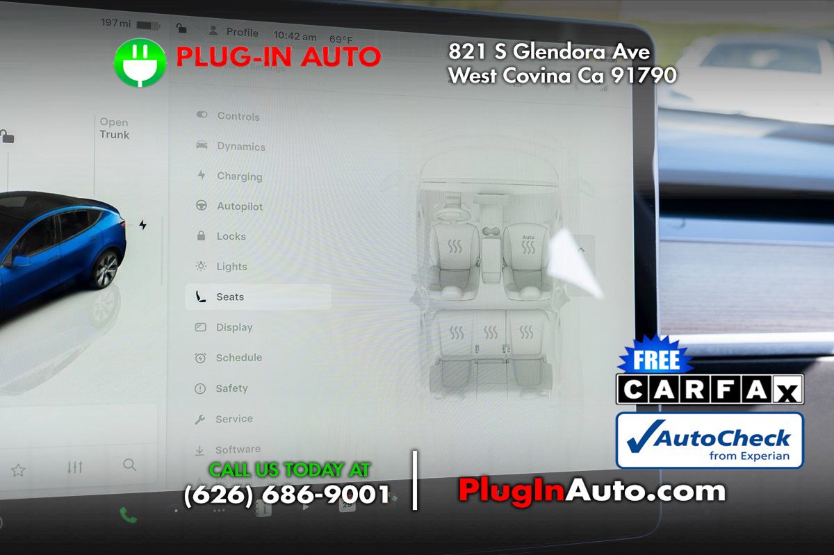 Used 2022 Tesla Model Y Long Range image 29