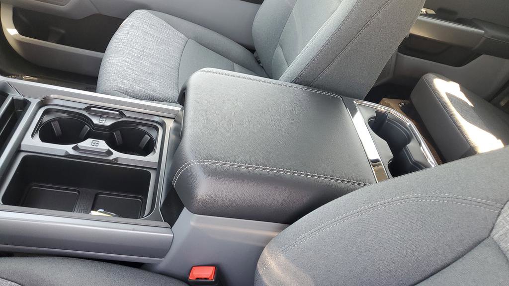 New 2026 Ford F250 XLT w/ XLT Premium Package image 41