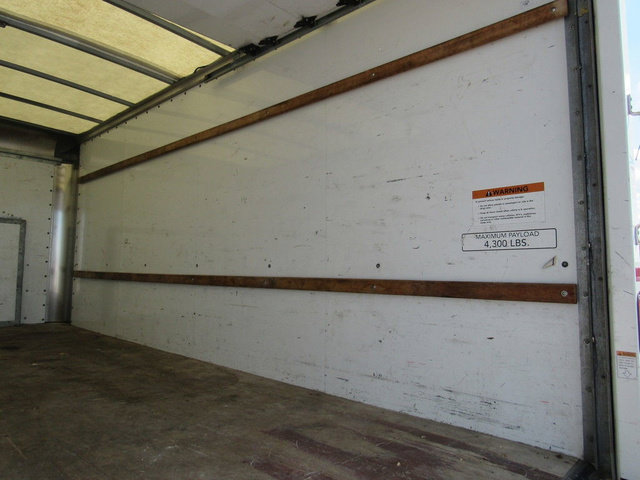 Used 2022 Ford E-350 and Econoline 350 Super Duty RWD image 17