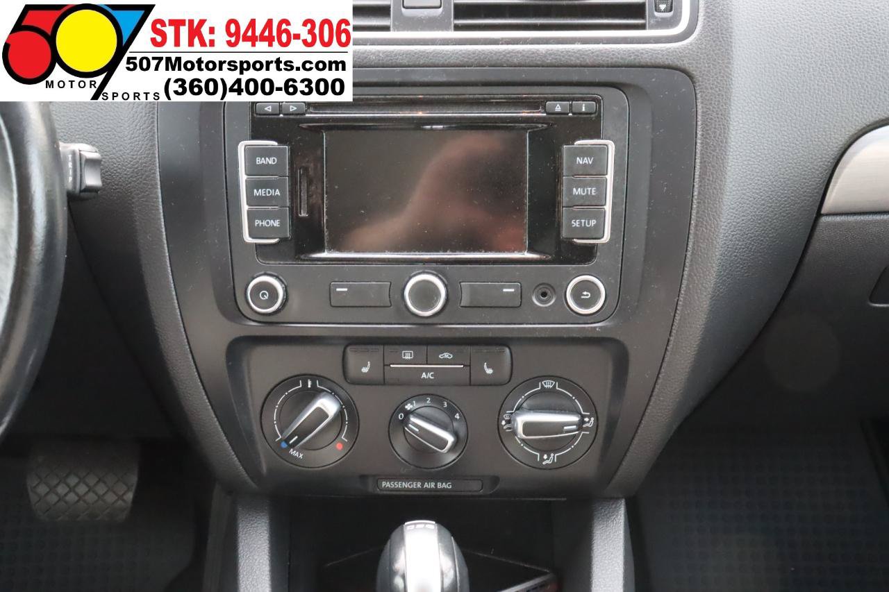 Used 2014 Volkswagen Jetta TDI FWD image 17