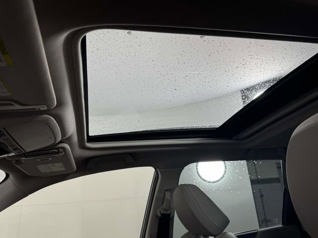 Certified 2023 Subaru Forester Limited image 32